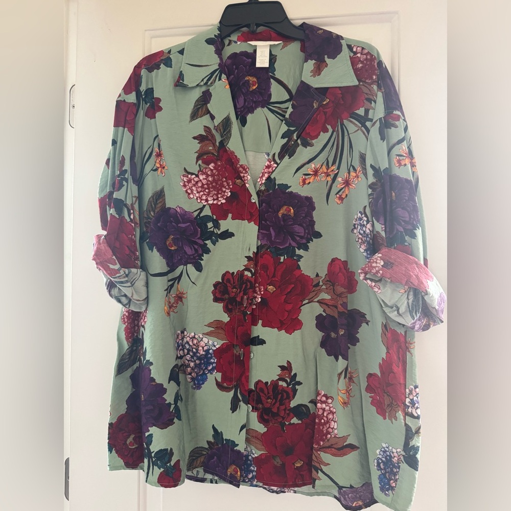 Floral Women's Top - Green and Red